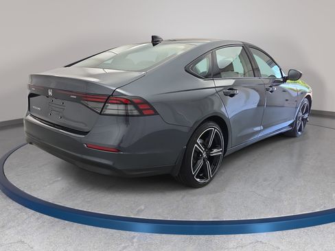 New 2026 Honda Accord SE image 5