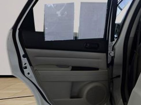 Used 2010 MAZDA CX-7 i SV image 22