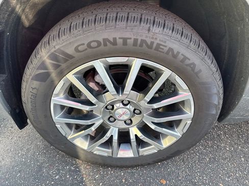 Certified 2026 GMC Terrain Denali AWD/4WD image 2