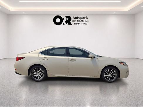 Used 2017 Lexus ES 350 w/ Navigation System Package FWD image 6