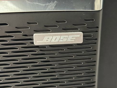 Used 2025 GMC Acadia Elevation image 23