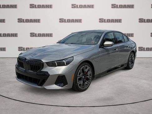 Used 2025 BMW 550e xDrive w/ Executive Package AWD/4WD image 1