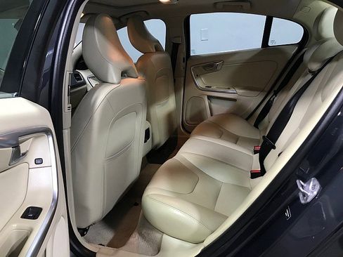 Used 2015 Volvo S60 T5 Premier image 19