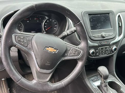 Used 2022 Chevrolet Equinox LT AWD/4WD image 6