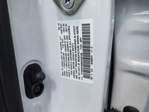 Used 2019 Honda CR-V Touring image 22