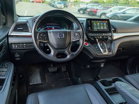 Used 2023 Honda Odyssey Sport image 38