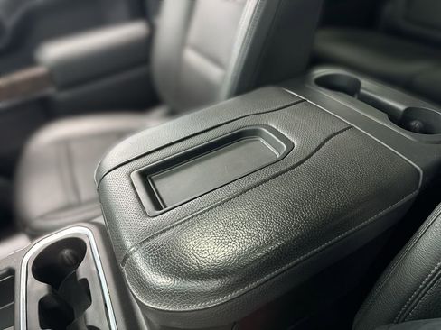 Used 2021 GMC Sierra 2500 Denali w/ Denali Black Diamond Edition image 33