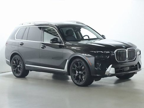 Certified 2026 BMW X7 xDrive40i AWD/4WD image 9