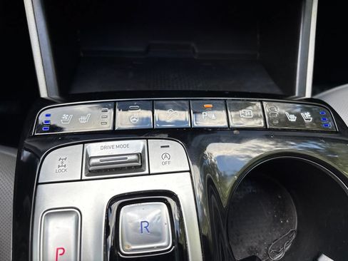 Used 2023 Hyundai Tucson Limited AWD/4WD image 29