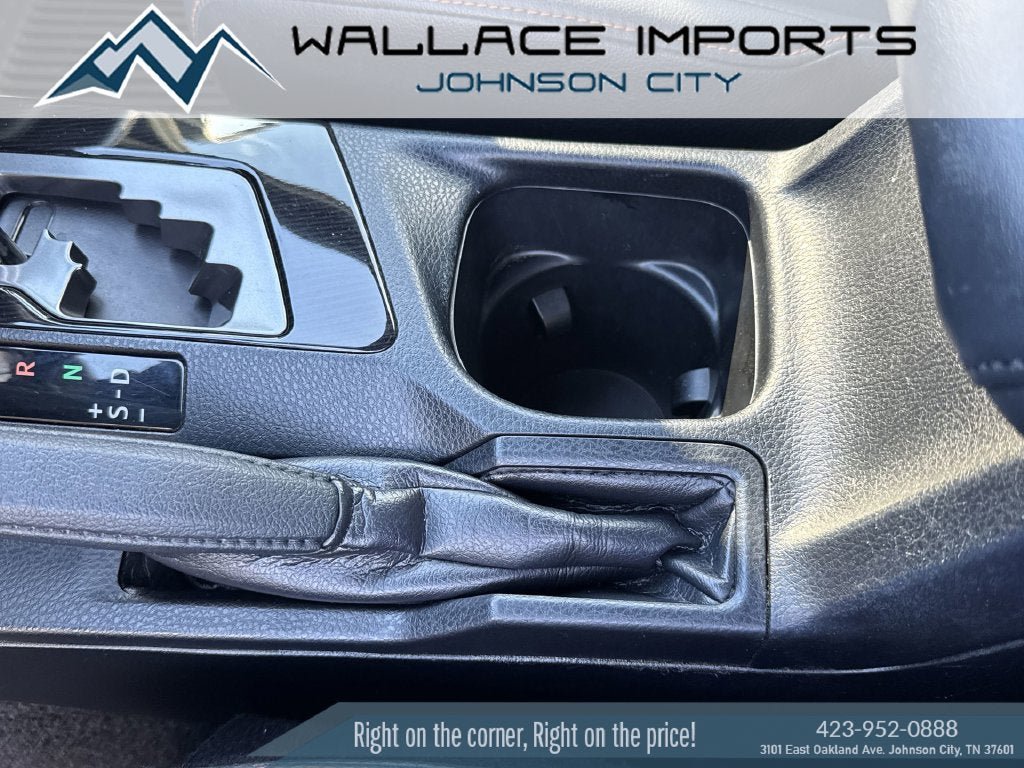 Used 2017 Toyota RAV4 SE AWD/4WD image 19