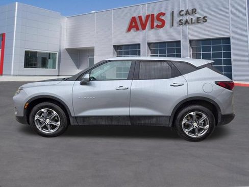 Used 2025 Chevrolet Blazer LT AWD/4WD image 10
