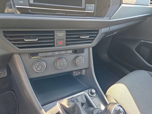 Used 2019 Volkswagen Jetta S image 34