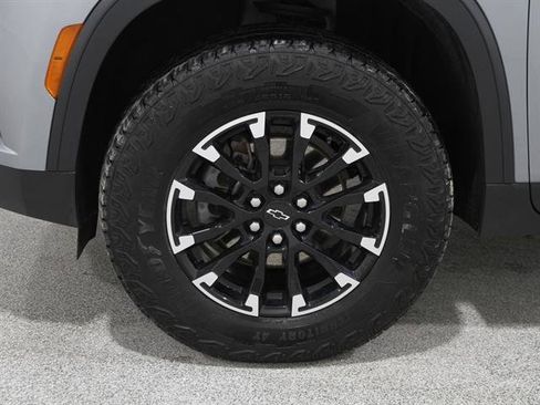 Used 2024 Chevrolet Traverse Z71 w/ LPO, Floor Liner Package image 23