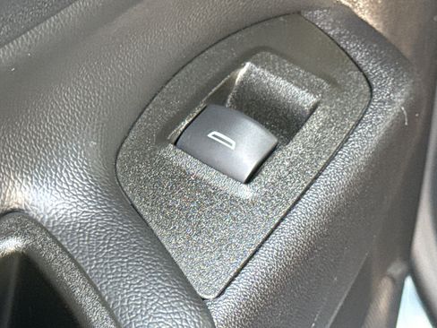 Certified 2024 Chevrolet Equinox LT AWD/4WD image 30