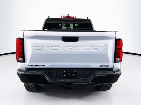 Used 2023 Chevrolet Colorado ZR2 image 5