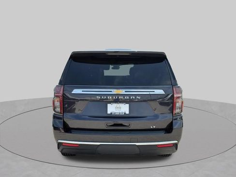 Used 2024 Chevrolet Suburban LT AWD/4WD image 5