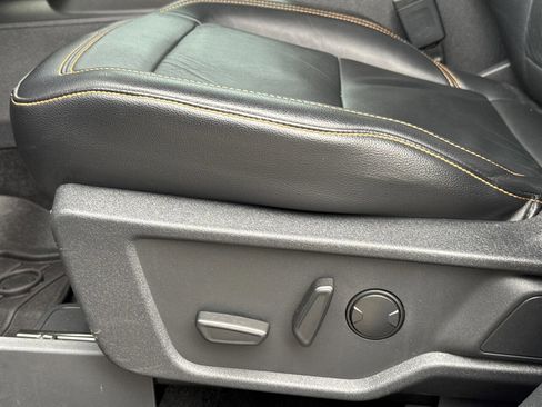 Used 2022 Ford Bronco Badlands image 21