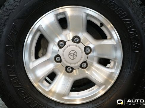 Used 1998 Toyota 4Runner SR5 AWD/4WD image 12