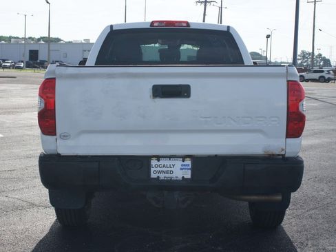 Used 2018 Toyota Tundra SR RWD image 3