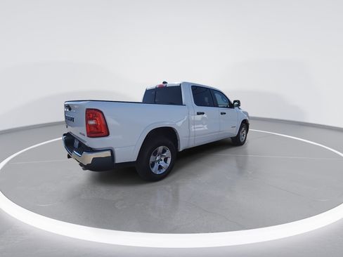 Used 2025 RAM 1500 Big Horn AWD/4WD image 8