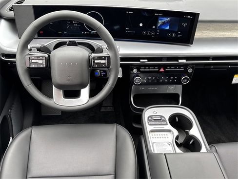 New 2026 Hyundai Ioniq 9 Limited image 17