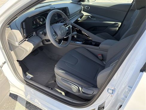 New 2026 Hyundai Elantra Blue image 9