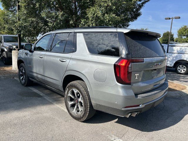 Used 2025 GMC Yukon AT4 w/ AT4 Premium Package AWD/4WD image 2
