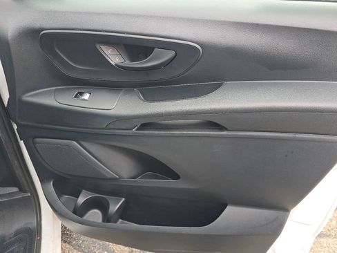 Used 2023 Mercedes-Benz Metris image 19