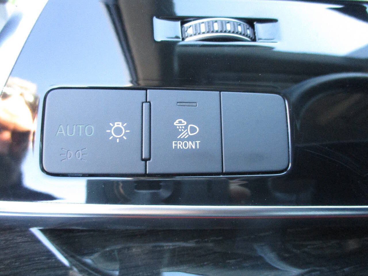 Used 2023 Audi Q7 3.0T Premium Plus AWD/4WD image 34