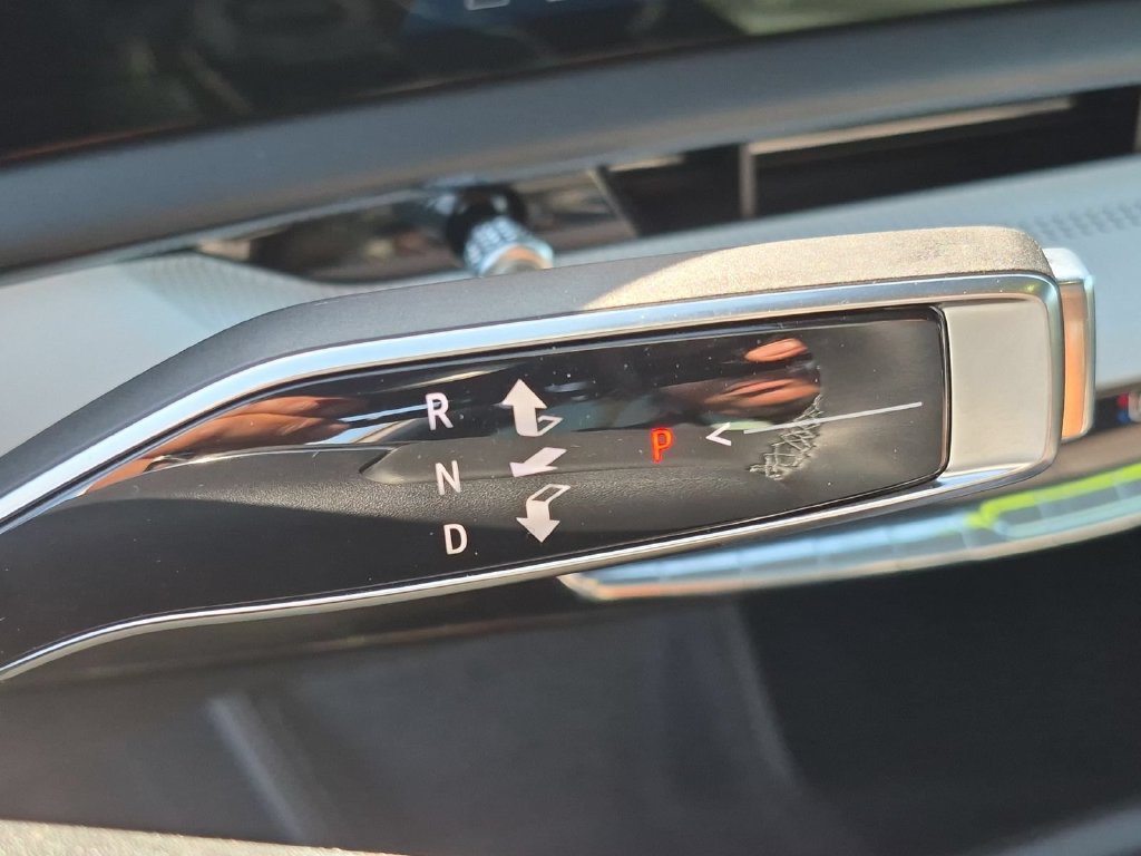 Used 2026 Cadillac Optiq Sport 1 RWD image 8