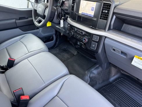 New 2026 Ford F250 XL w/ XL Chrome Package image 14