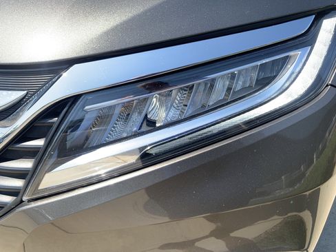 Used 2018 Honda Odyssey Touring image 6