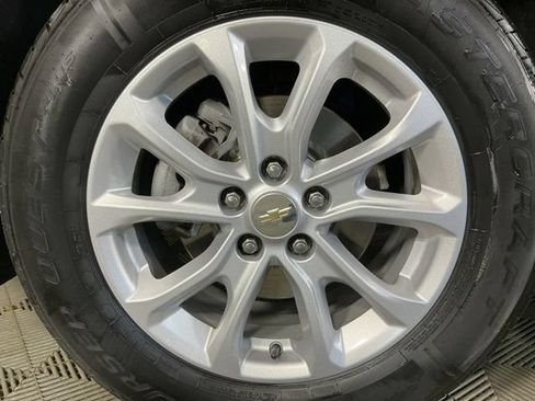 Used 2020 Chevrolet Equinox LT w/ Driver Convenience Package AWD/4WD image 7