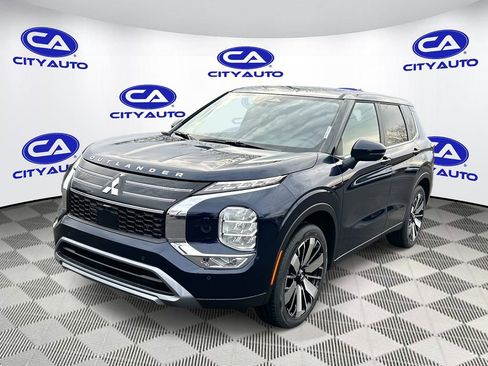 New 2026 Mitsubishi Outlander SE image 7