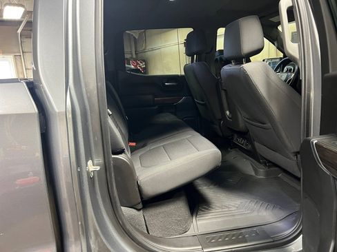 Used 2021 Chevrolet Silverado 1500 RST image 33