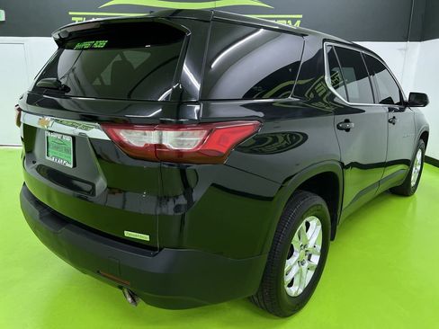 Used 2020 Chevrolet Traverse LS AWD/4WD image 17