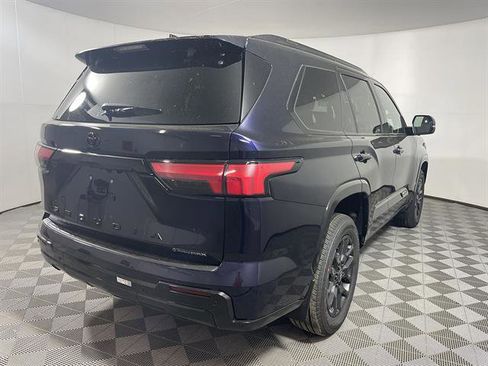 New 2026 Toyota Sequoia Platinum AWD/4WD image 7