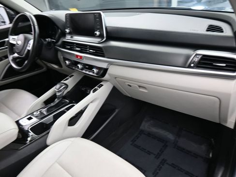 Used 2021 Kia Telluride S image 45