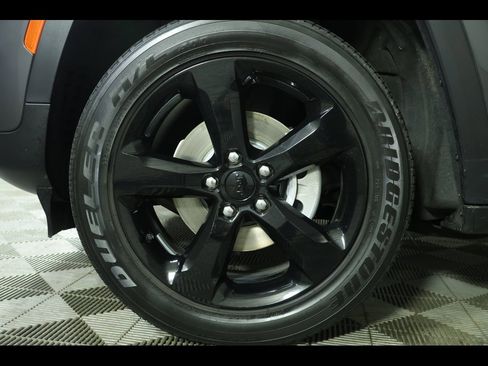 Used 2022 Jeep Grand Cherokee Altitude image 6