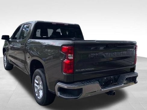 Used 2023 Chevrolet Silverado 1500 LT AWD/4WD image 3