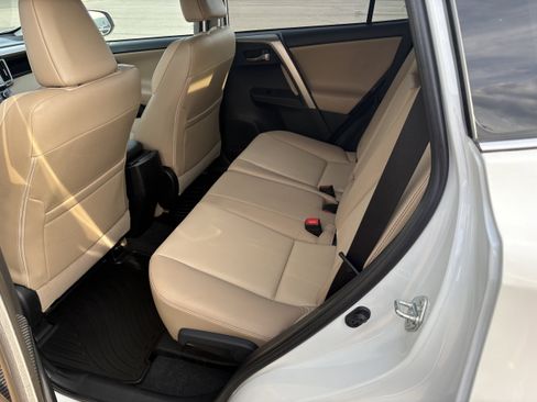 Used 2015 Toyota RAV4 Limited w/ Technology Package AWD/4WD image 8