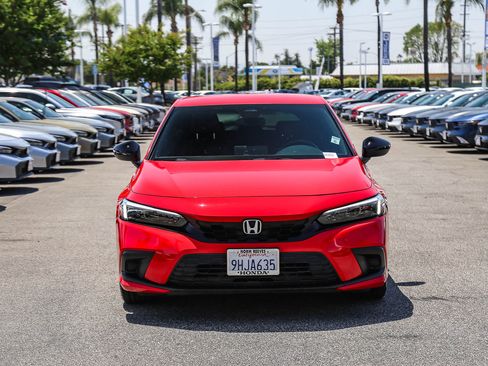 Used 2023 Honda Civic Sport image 3