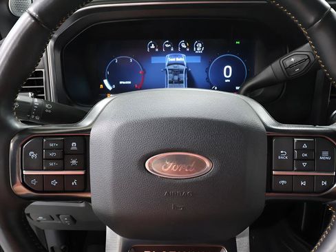 Used 2023 Ford F250 Platinum AWD/4WD image 14