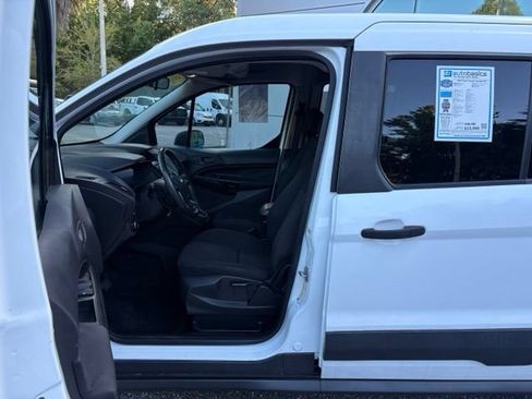 Used 2017 Ford Transit Connect XL FWD image 11