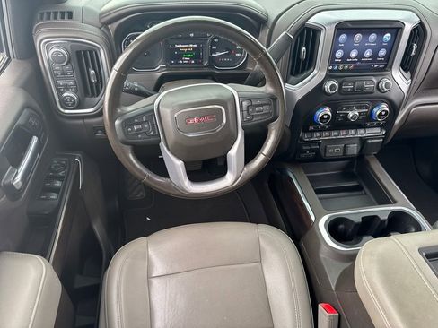Used 2021 GMC Sierra 1500 SLT image 17