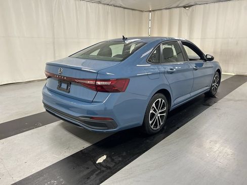 Used 2025 Volkswagen Jetta Sport FWD image 2