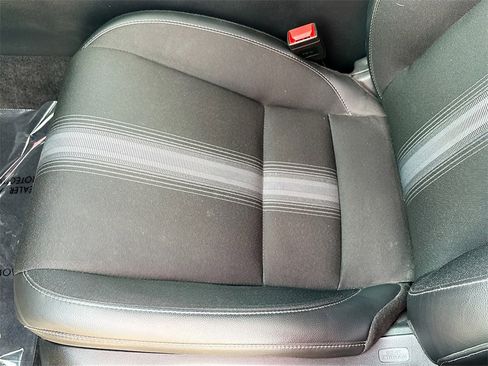 Used 2025 Honda Civic Sport image 18