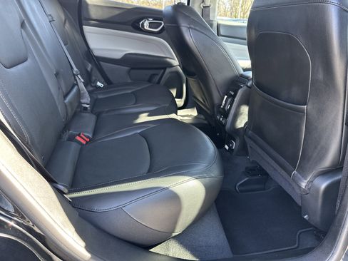 Used 2022 Jeep Compass Limited w/ Elite Group image 17