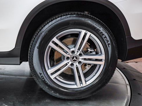 Used 2022 Mercedes-Benz GLC 300 image 11