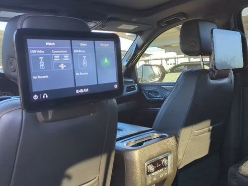 Used 2021 Chevrolet Tahoe RST w/ Luxury Package image 22